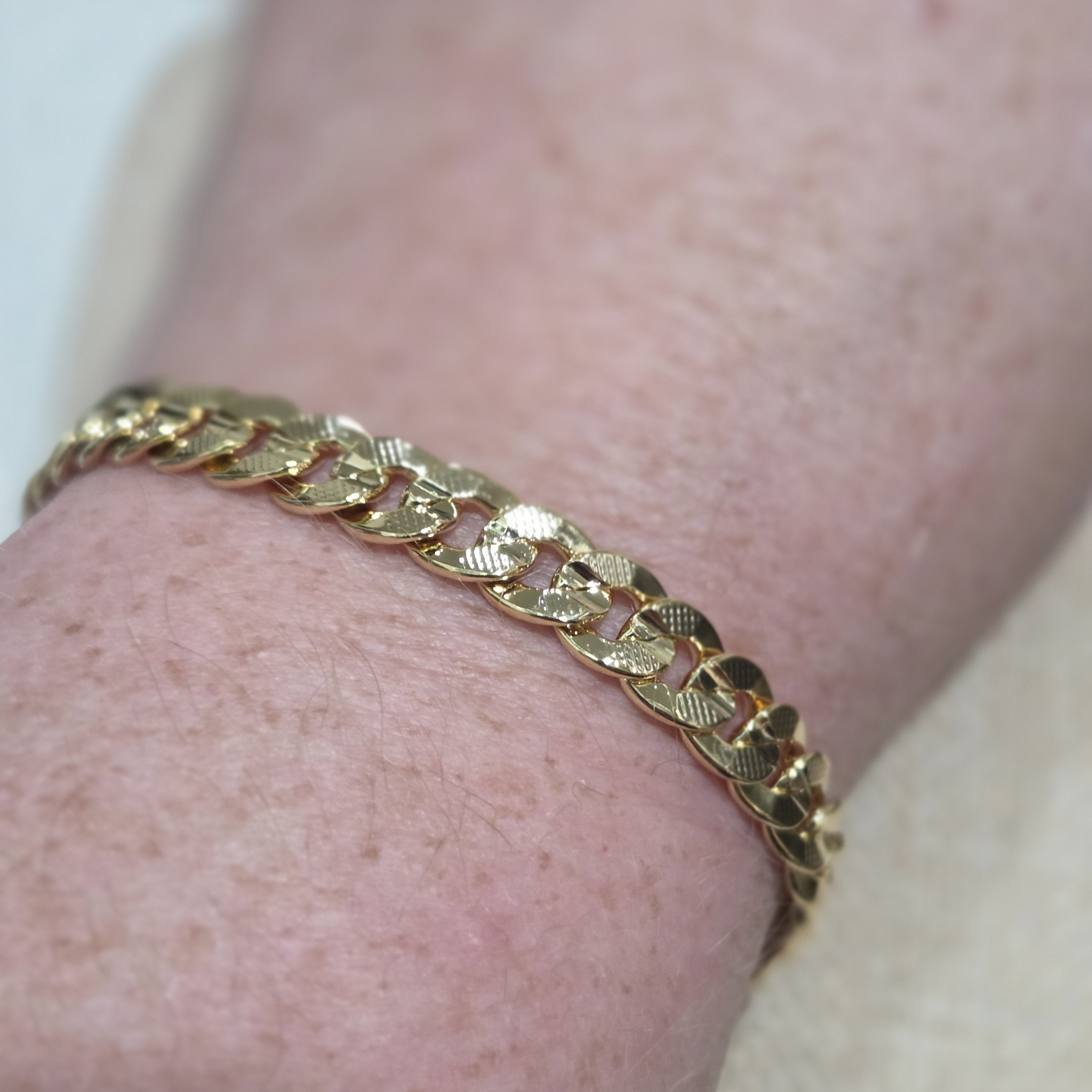 Elegant Gold Bracelet For Women 33$